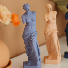 Charger l'image dans la galerie, Statuette Milo
