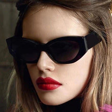 Charger l'image dans la galerie, Lunettes de soleil Glam
